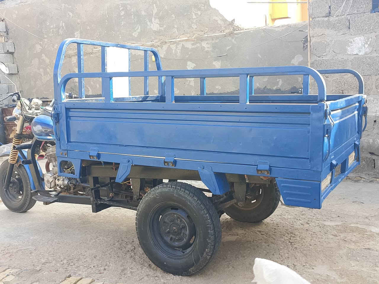 ستوته للبيع موديل16اوراق اصوليه جاهزه من كلشي كهربائيات كلهه شغاله مكان واسط قضاء الحي الاستفسار على الرقم ***********
