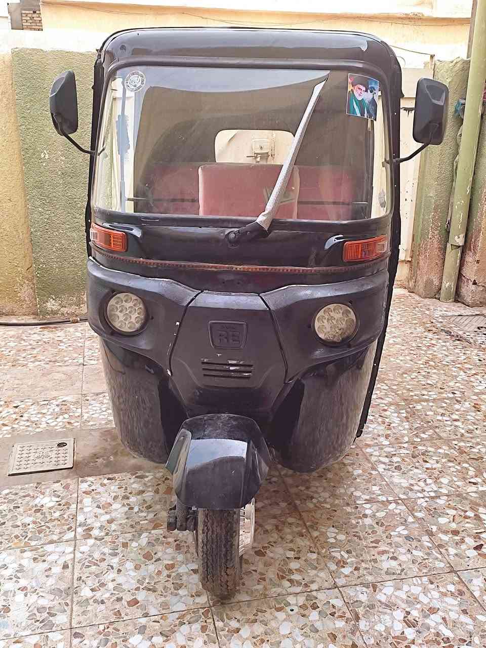 تكتك موديل 16 أوراق أصولي مكفوله لحد الترقيم نضافه 100%100 السعر 3.250 مكاني حله أبي غرق 
***********
