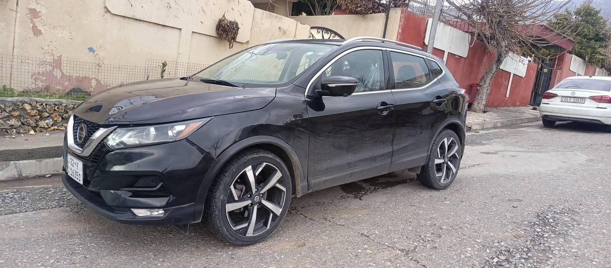نيسان روك 2022 SLAWD فول مواصفات
دوو بارجه و نيف صبغ و دوو بهوست تعديل 
ت/***********
سعر 138 و مجال دهوك, العراق
