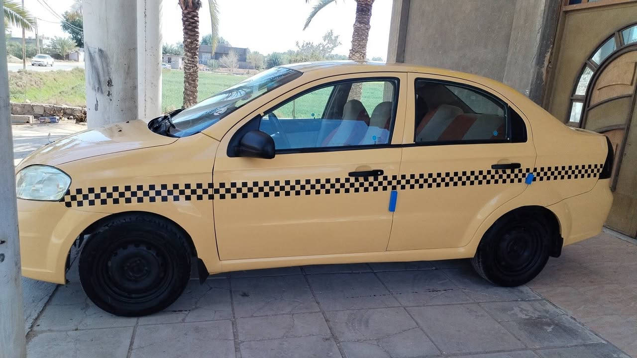 أفيو خليجي موديل2010 السياره مكفوله من ضربه وتبديل سياره جاهزه من كلشي مكينه وكير وحداديه تخم تاير جديد سيارت جناي السعر 45 وبيها مجال رقم نجف مكاني نجف ابوصخير  ***********
