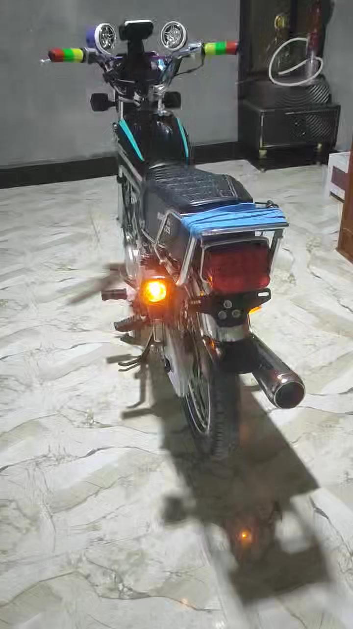 اعادة نشر بسبب الوعود الكاذبة والأنفس الضعيفة
..
ايراني نامة دخول شلامجة مديل 24 رقم وسنوية انكليزي بصرة كفالة عامة تحويل ثاني يوم مابيها نقص برغي دك هندر واطلع لاربيل .. السعر 1850 وبيها مجال للشراي مكانها قضاء المدينة 
***********
