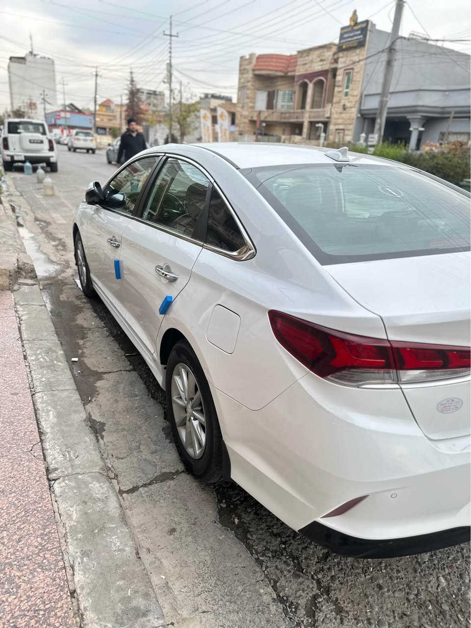 رقم اربيل ماشيه ٧٠ كم مكانها بصره قطعه وحده صبغ جاملغ بدون ضربه وبارد اثر تحميل  

رايدها ١٦٧ وبيها مجال قليل 

*********** البصرة, العراق
