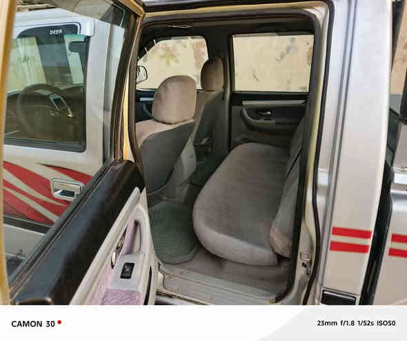 سلام عليكم كنو للبيع موديل 2012 قطره صبغ مابي داخل دوشمه حداديه جديده كير ومحرك بشرط ربع ماتصرف عليها السياره بعد احلا من الصور بأسمي السعر 75 وبيها مجال مكان السياره طوز خورماتو الاستفسار الاتصال  ***********
