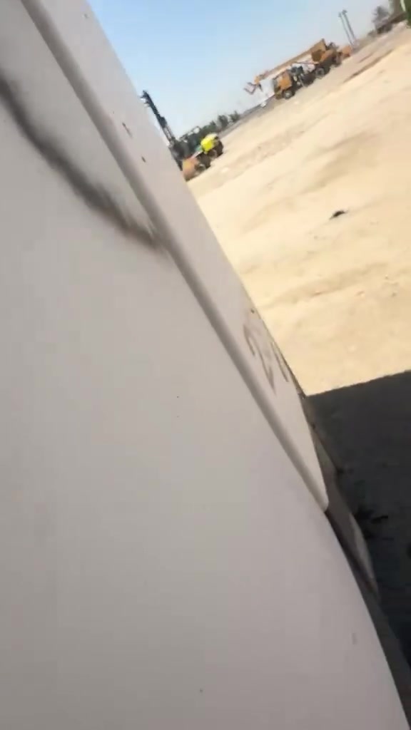 حاويه ارضيه للبيع
***********
