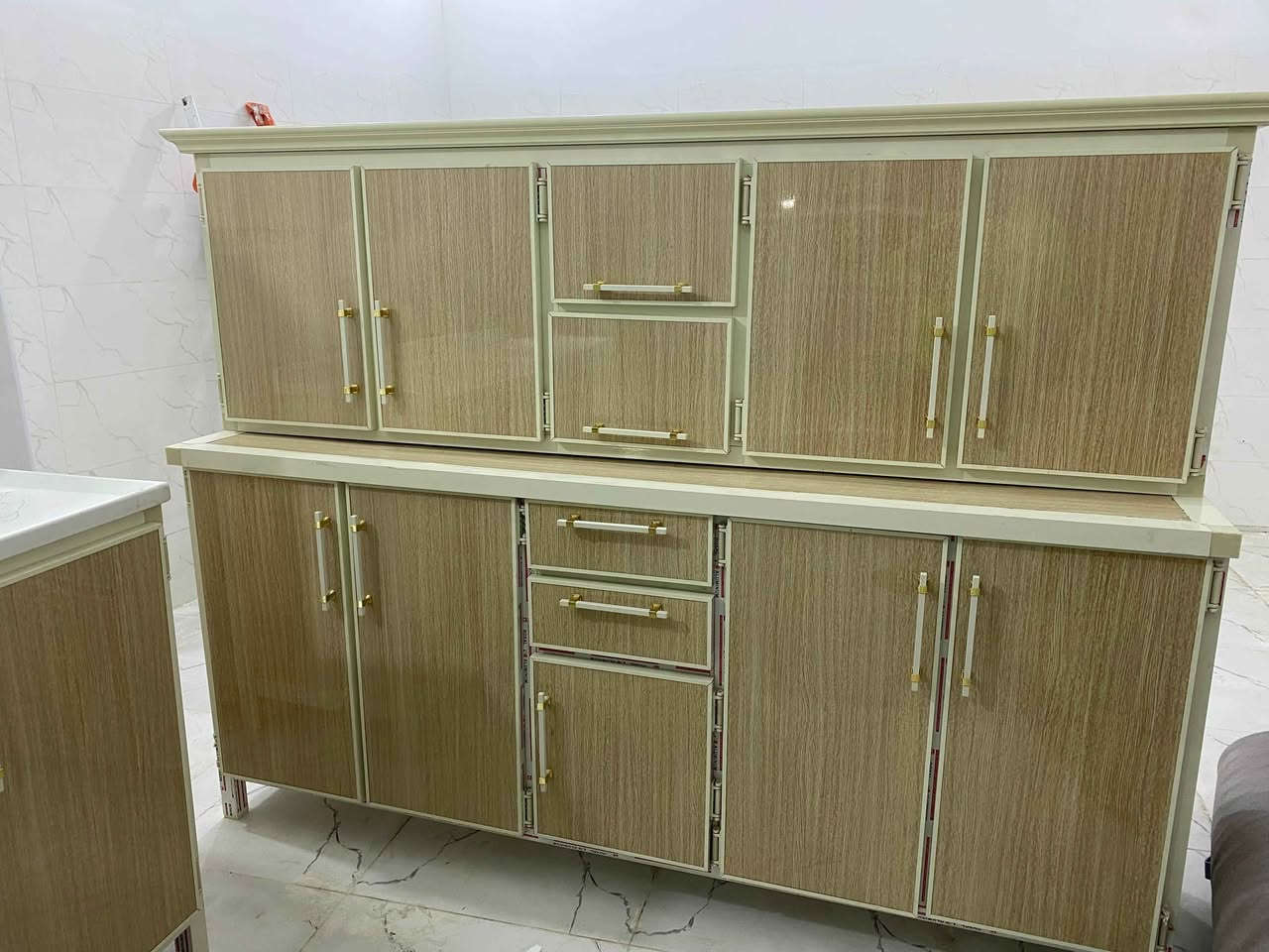 كاونتر مترين ونص اسبوع مستخدم سعره 350 ويشد وين نقل؟***********》***********》 كركوك, العراق
