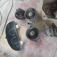 كلهن شغالات • دينمو يحتاج كتف • سمند