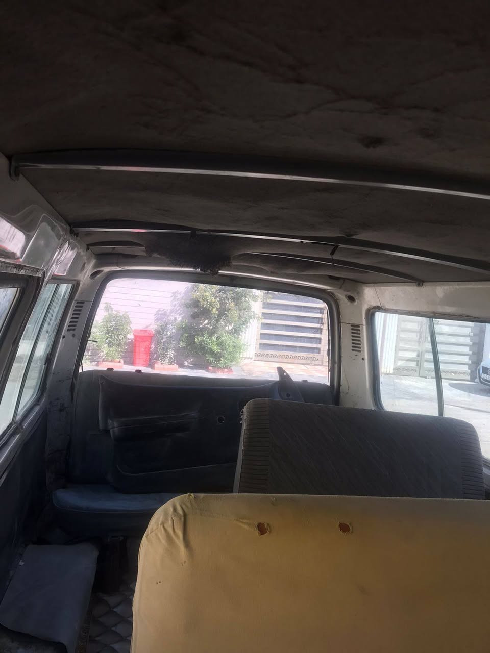 هايسا بوز كير ومكينه ونجي موديل2000صاحبها مااندله
***********سعر16
