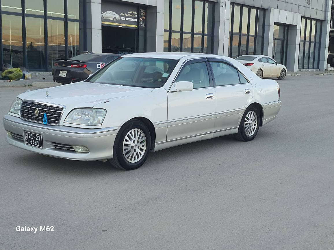 مەلیکە2002مەینە d4گەورە 4دوگمە بەس موسە دەعمی نییە2پارچە بۆیاخە کۆدی بۆ کراوە تەبرید ساردو گەرم برێکی بەسراوە بەشەرتی گێڕو مەکینە تایەی تازە بێ تەقەوڕەقە 52$ *********** ماڵی دۆستە لەسلێمانیم السليمانية, العراق
