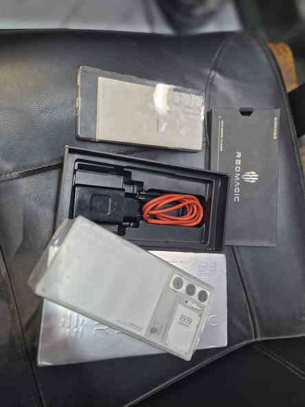 Redmagic 9 Pro Ram 12Gb| | 512Gb

وەکو لۆک وایە 100% خاوێنە کامل ئەشیا  بەشەرتی هەموو شتێک، شەفتی یاری کردنی هەیە زۆر خێرایە بۆ یاریکردن
Battery 6500 mah
Snapdragn 8 gen 3
120 fps pubg

نرخی گونجاو

مشتەریت چات یان تێل بکە
0772 649 80 89
شوێن سلێمانی، گەیاندنیش هەیە السليمانية
