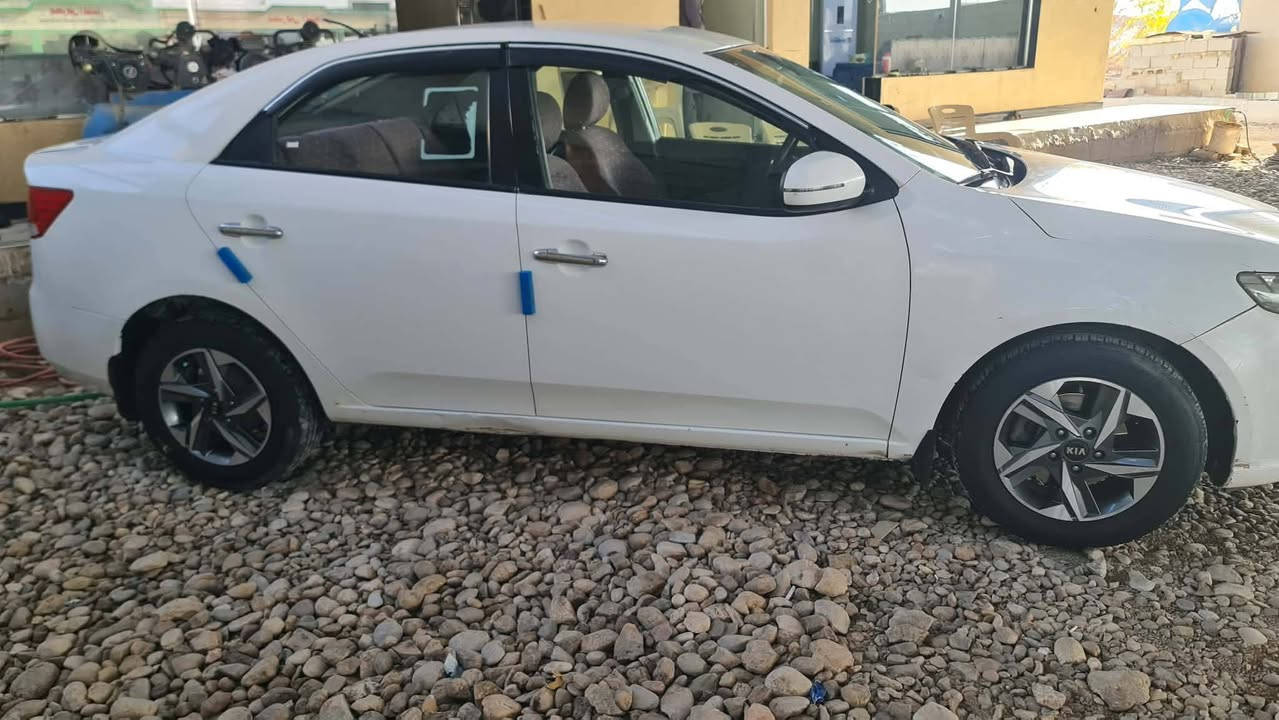 #مكلف_بل_نشر قير متواجد ع نت
البيع سيراتو موديل  11 رقم اربيل دولي محرك 1600 سونار موجود المكان واسط الزبيديه ترهم مراوس بسوناتا ***********
