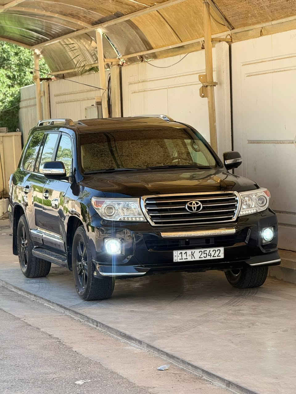 سلام عليكم خاص مغلق. نتصال وبيع فقط
لاندكروز. موديل 2015  فى VXR 
مكان.  بغداد. السعر 298) 🙏***********
موصفات لكزز. معروفة موصفات الكزز 
شرط
رقم بغداد بسمي تحويل ثاني. يوم 
. 5700 (8) سلندر مامفتوحة شرط ماشية 123
كير محرك. حدادة تايرات. دسكات مكفولة شرط
بصمة 5 ابواب صندوق  جكات صعود نزول 
شاشا. كامرة حساس خلفي امامي فتحة سقف
كشنات جلد كشنات كهرباي 2 فورويل دفع رباعي
كشنات تدفى تبريد مرايات.شفط مرايات قلابي بك
لايت عدسة بيض ثلجي شاير مري يدات نيكل 
ثلاث 3 قطع تبريد. سبعة. 7 راكب مثبت سرعة
تشغيل عن بعد داخل صاج سيارة حلوة وجديدة
عداد السرعة 260 يعني 5700. اصل 
سيارة. جاهزة كل نقص مابيها
