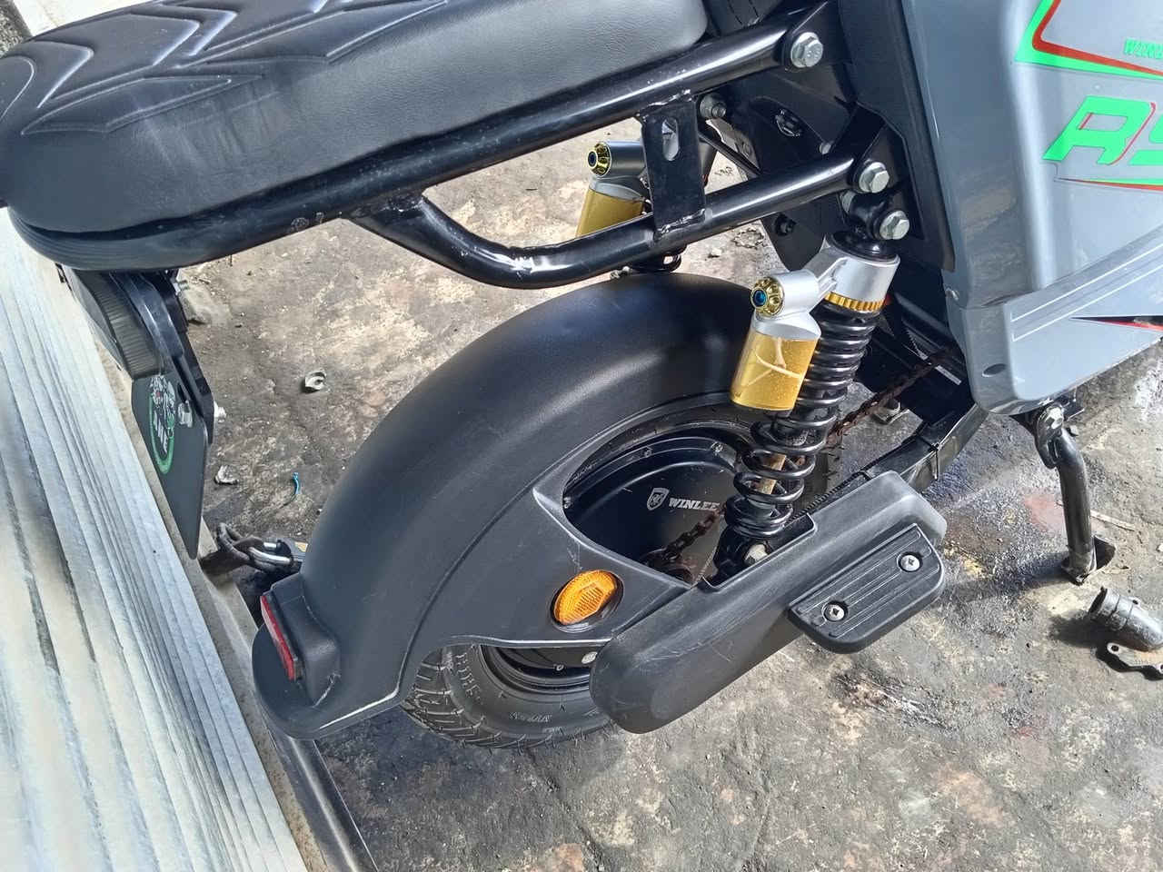 الإسلام عليكم دراجه R9 ويلي الصلي دراجه نضيفه اب معنه الكلاام شرط من التايه لل تايه بطاريات اطلي 2026 مستخدمه قليل وتجي وتشوف اب عينك مديل 2026 ما نقصه برغي السرعه 109 بل شاشه الحقيقي 70/60  خمس بطاريات( 32 -T) العنوان حي السماح        رقم الجوال *********** الشراي يخابر او يجي خاص السعر 550 الف وبي مجال للطيبين
