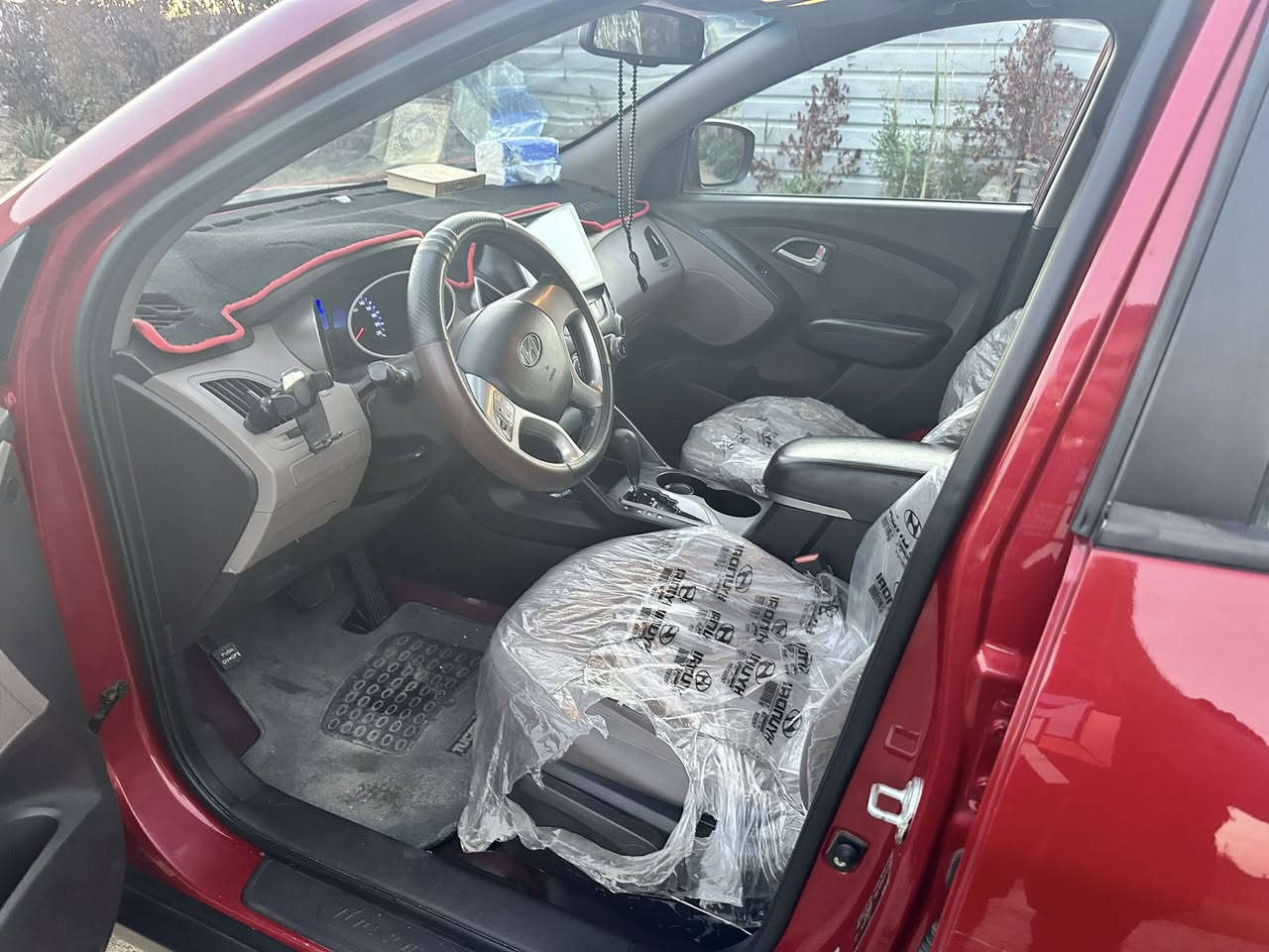 سلام عليكم من رخصت الادمن المحترم توكسان 14 رقم اربيل بسمي اريد مراوس ب كادنزا مديل 14 او 15
***********
