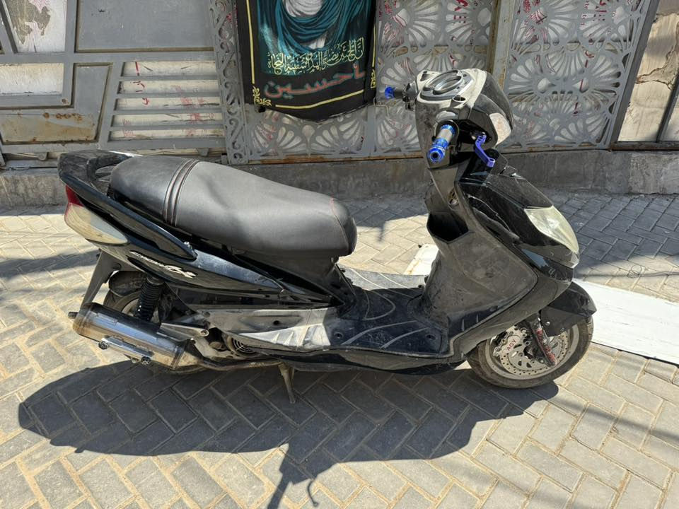 سلام عليكم سكنس ياباني صارنصه رياضيه يدات مال بريك رياضي شلعه معدل نضافه ١٠٠/٧٥ دراجه فقط مبدله ولفات مكان الامين الثانيه ***********سعر ٧٥٠ جماعت ٦٠٠لا طب
