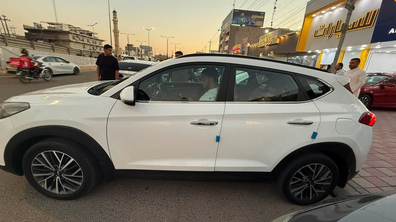 للبيع | هيونداي توسان 2020 🚘

✨ فول مواصفات ✨

✅ ممشى 119 ألف كم
✅ محرك وكير مكفولين
✅ شاشة وكالة
✅ كاميرا خلفية
✅ حساسات أمامية وخلفية
✅ بصمة تشغيل
✅ دخول ذكي (Smart Key)
✅ تشغيل زر (Start/Stop)
✅ مثبت سرعة
✅ بلوتوث + USB + AUX
✅ تكييف أوتوماتيك
✅ مرايا كهربائية مع إشارات
✅ إضاءة LED نهارية
✅ داخلية نظيفة جداً
🔹السعر 197 ورقه 
قابل لتفاوض بلمعقول 

💯 سيارة نظيفة وجاهزة للاستخدام، ما تحتاج مصرف


**إذا كنت صاحب هذا الإعلان وتريد حذفه لأي سبب، رجاءا أرسل رسالة إلى الدعم الفني**
