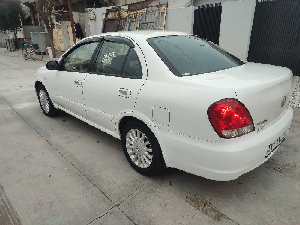 ***********   &&&& ***********
نیسان سەنی یابانی   2010  تۆماتیک و سپی بەفری
هەزەوسەنەوی تازەیە  تا 2027 مانگی5  بە ناو خۆمەوەیە
چوارجام کارەبا و کەلە و کۆنترۆل و عەینەکە
شاشە ئایپادو کامێرەیە  و ئاوێنە کارەباو ناو فۆرمیکایە
مەکینە ڕەشی سۆپەرە
گێڕو مەکینەی نە کراوەتەوە بە شەرتی دەفیتەر  
دووپارچە و پەڵەیەک بۆیاخ  بە بێ هیچ ناوگرتنێ  
پێش و دوای کەپسەو چە کوشی پێوەنی یە 
چوارتایە و ویلی لۆک لۆکی لەژێردایە
سەیارەکە نموونەیە و چرکەی تێدانی یە
سعر/98$مجالێ تێدایە   شوێن/شارەزوور-زەڕایەن
ژ.م/***********   &&&&      *********** السليمانية, العراق
