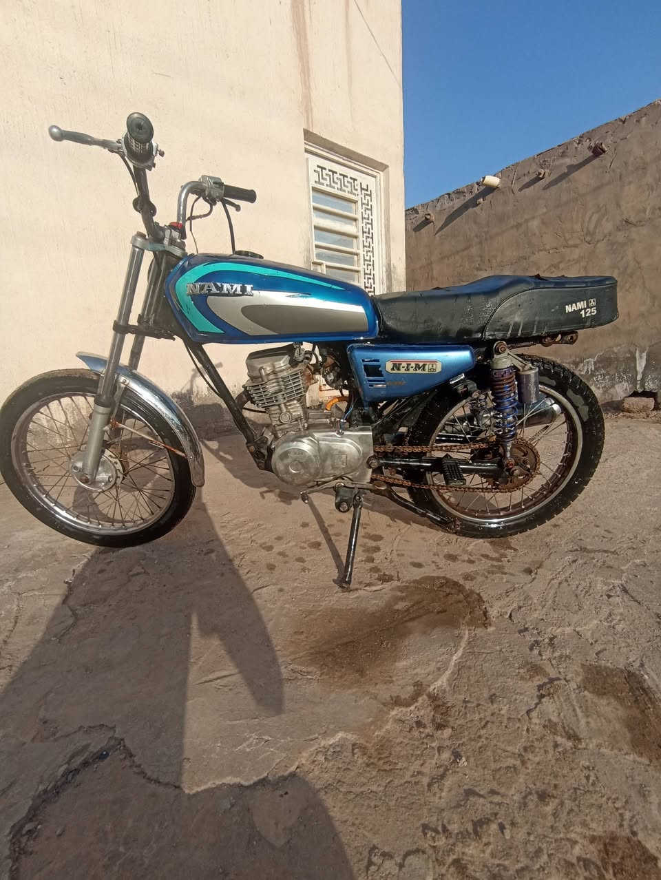 سلام عليكم  دراجه نامه  للبيع المكان قلعت صالح سعر 300 وٌهّآذِ رقُمًيَ ***********
