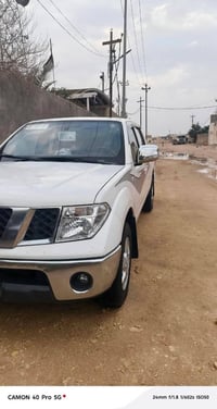 نيسان نافارا • ٢٠١٢ • ضربه وصبغ