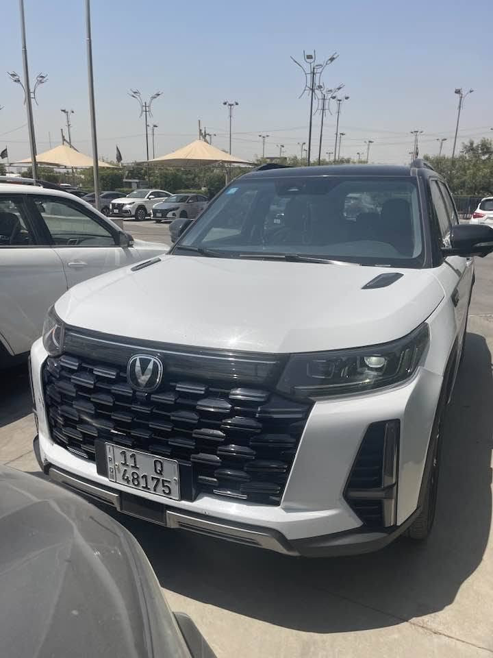 سياره شانجان موديل 2025 cs95 حره غير مطلوبه للشركه باسمي رقم بغداد فول موصفات 2000 تيربو بيهه فقط كسر صغير بالبك لايت خلفي موضح بالصوره وشخط بالدعاميه موضحه بالصوره تبريد خير من الله بصمه بانوراما سبعه راكب يعني فول الفول اعلى فئه في شانجان ماشيه 81 الف  رايده ب 37 مليون عراقي للاتصال على الرقم ***********
