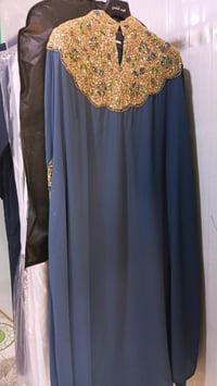 غسيل وكوي • بدلات أعراس • استلام وتوصيل