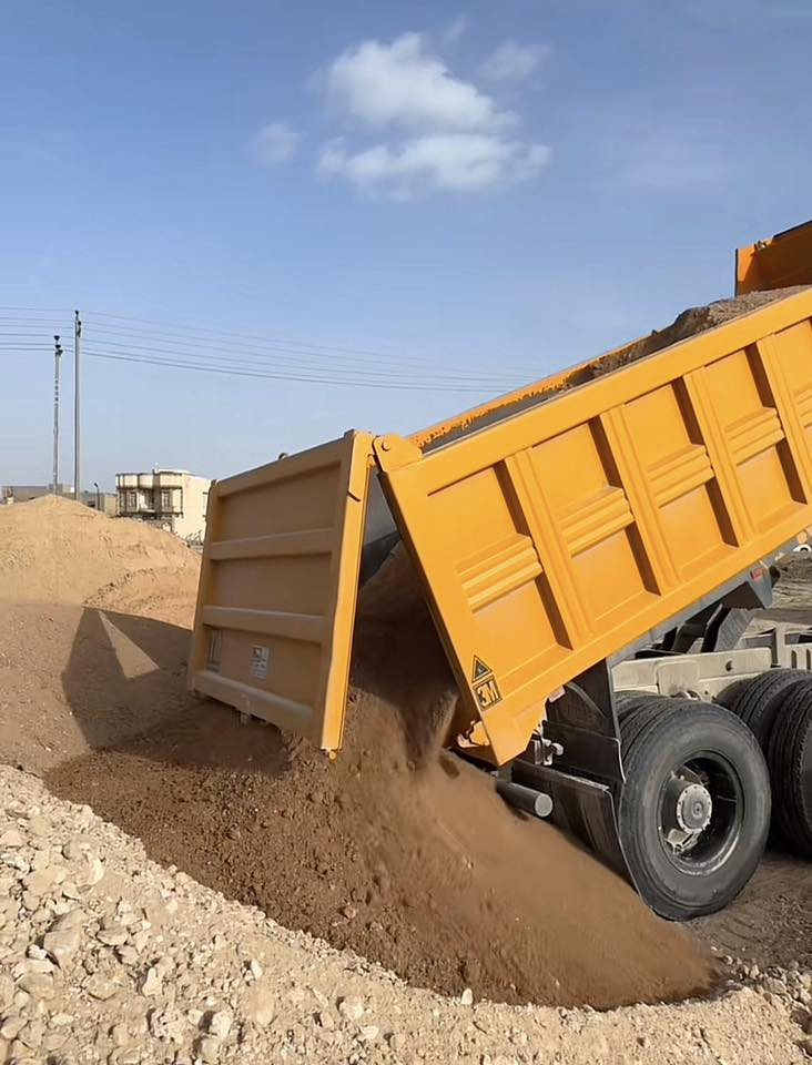 للبيع رمل سعر 100حمل فول بدون كبان نتصل وبل خدمه***********
