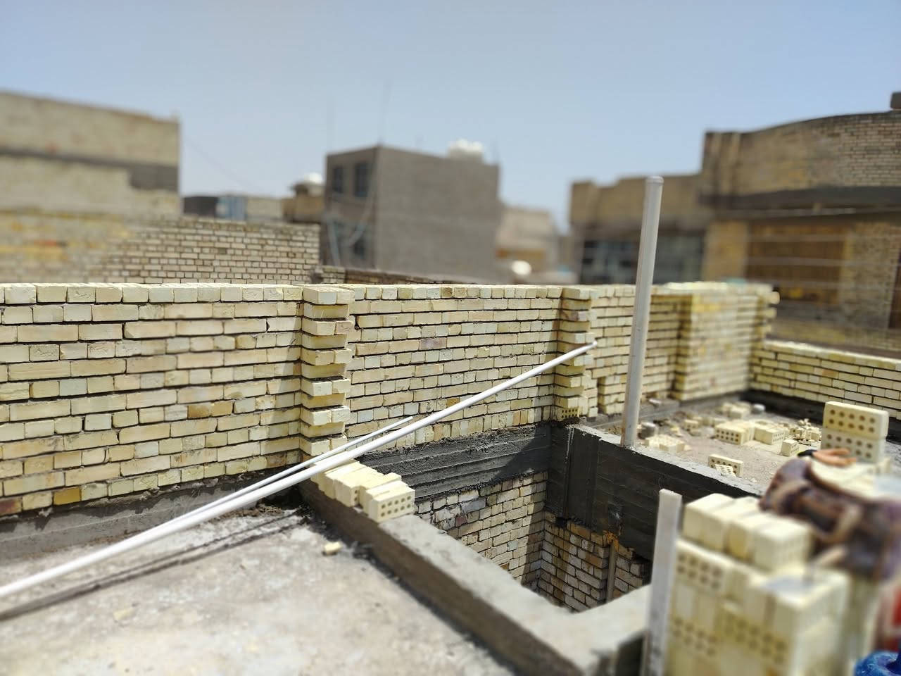 ابو علي الخلفه لكافه انواع البناء طابوك بلوك متفرغ حاليا بغداد لعبيدي عملنا كافه مناطق بغداد اسعار مناسبه ***********
