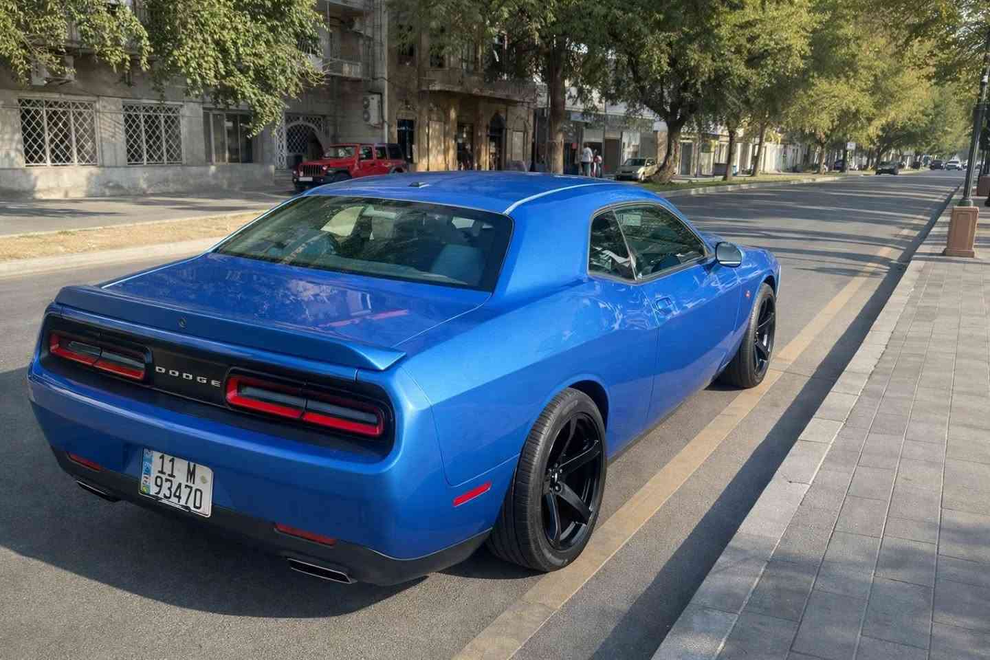 🏁 دودج جالنجر 2019 -
رقم بغداد الدولي الجديد | تحويل ملكية فوري (ثاني يوم)
🛡️ حالة المركبة والضرر
• الحادث: (جاملغ أمامي وبنيد) 
• المسافة المقطوعة: 71,000 ميل فقط.
• الإدامة: السيارة مسوي لها إدامة دورية كاملة (المحرك بنشاط 100%).
✨ المواصفات والجماليات
• المحرك: 3600cc،  ونظام Sport للقيادة الرياضية.
• المظهر الخارجي: * ويل كب (بلاك نجمة) "الخسفة القوية" الأصلي - 
• منظومة إضاءة LED مع لايتات زنون بلادية.
• نظام عادم (كزوزات) بصوت رياضي طربي وبلادي.
• شاشة عرض كبيرة 
• كراسي تحكم كهربائي 
• نظام تشغيل وبصمة.
• سستم صوت احترافي مع (دمام) بلادي 
💰 السعر والتواصل
• السعر: 16,100$ (161 ورقة).
• وبيهه مجال للجاد
• رقم الهاتف: [ *********** ] 📞
📍 الموقع: بغداد
بغداد البلديات
