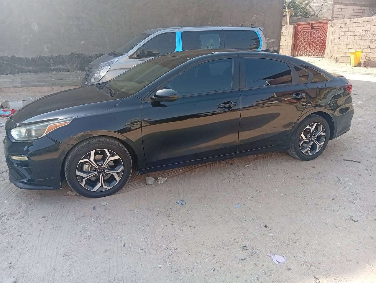 للبيع او مراوس
كيه فورتي موديل 21 بصره معوقين وارد امريكا حادثه جاملق وبنيد وتصليح بل فخذه الباقي كفاله من كلشي مكينه وكير كفاله تبريد ثلج حداديه وره وكدام جديده تخم تاير جديد كهربائياته كله جاهزه مابيه نقص كلش السعر 108 مكاني بصره ابو الخصيب للتواصل ***********
