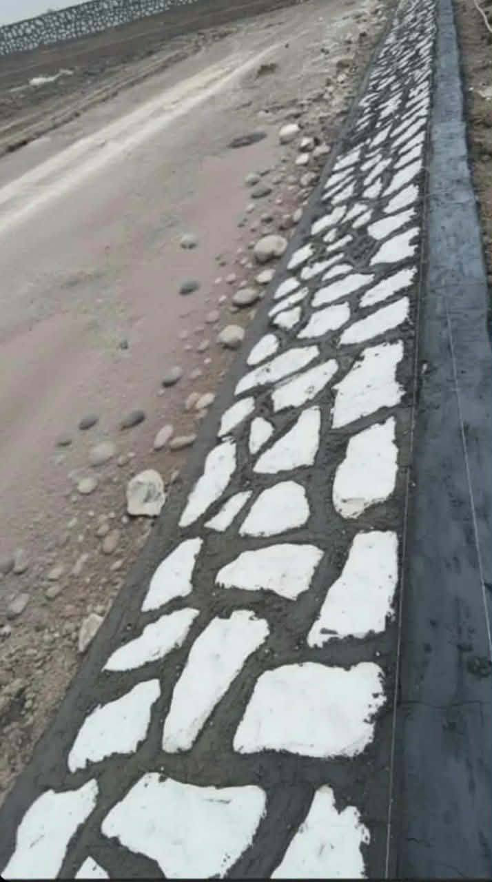 السلام عليكم ورحمه الله وبركاته مستعدون لكافت اعمال الحجر وبنسب السعار للتواصل ***********ابو علي الطائي
