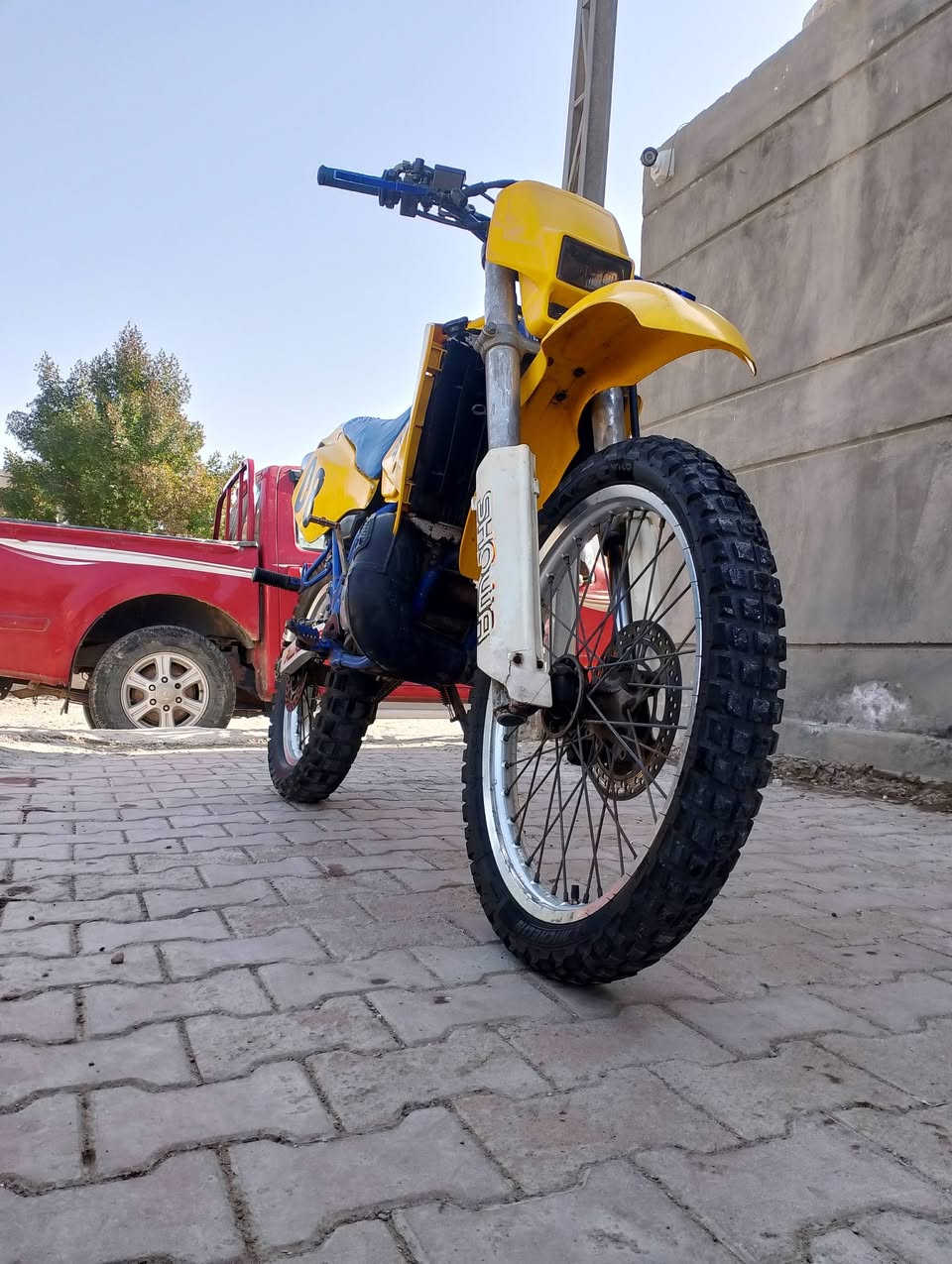 السلام عليكم قفاز ساسوكي بخاري حجم المكينة 200 الدراجه جديده ياباني مامتعوبه الله شاهد وراقه كلها كامله واسط العزيزية *********** مكلف بل أنشر اخي العزيز
