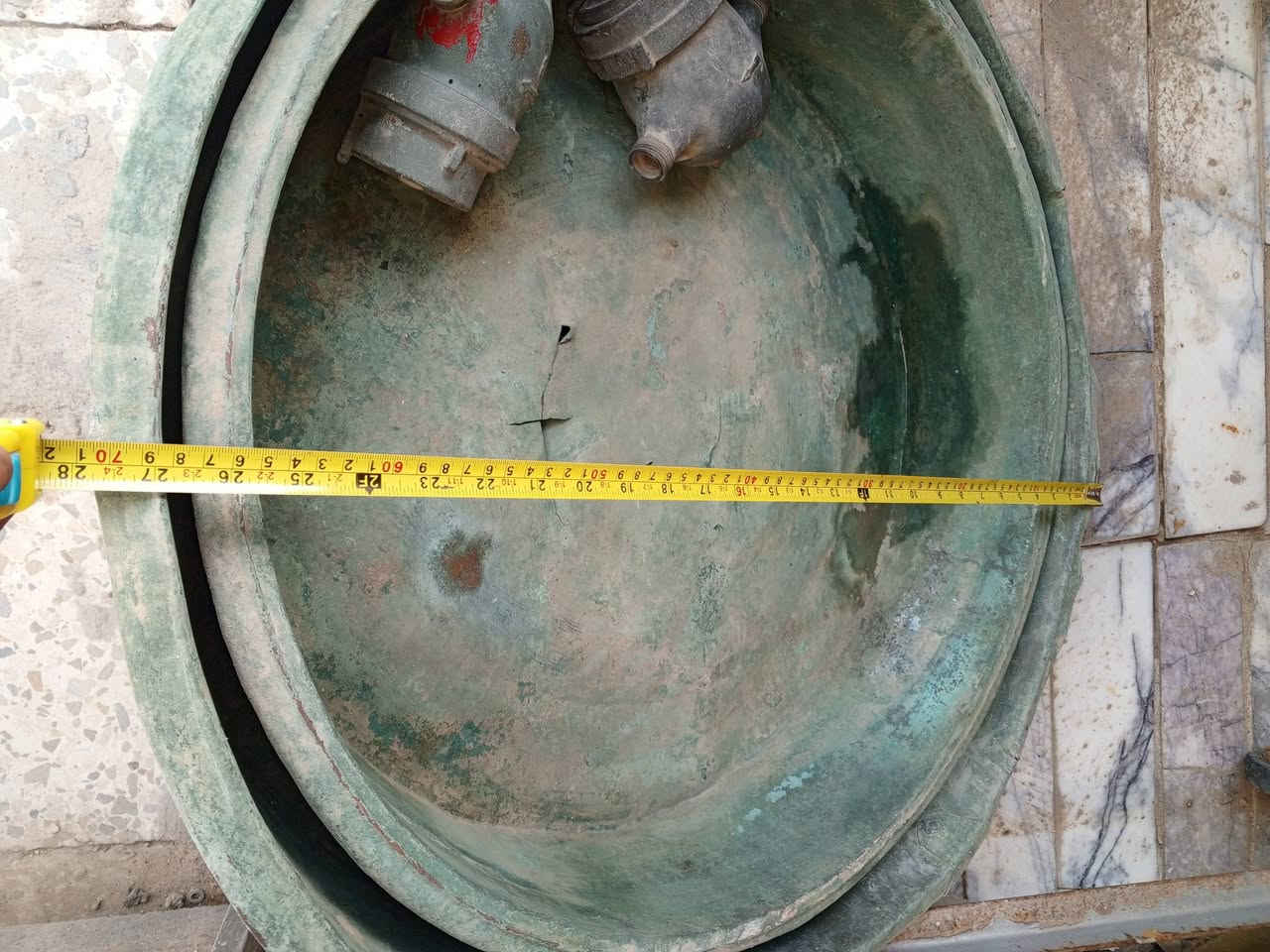 السلام عليكم ورحمه الله وبركاته انتيكات كولهن قديمات السعر اتصل على رقمي ويوجد توصيل لكل محافظات العراق وهذا رقمي للتواصل ***********
