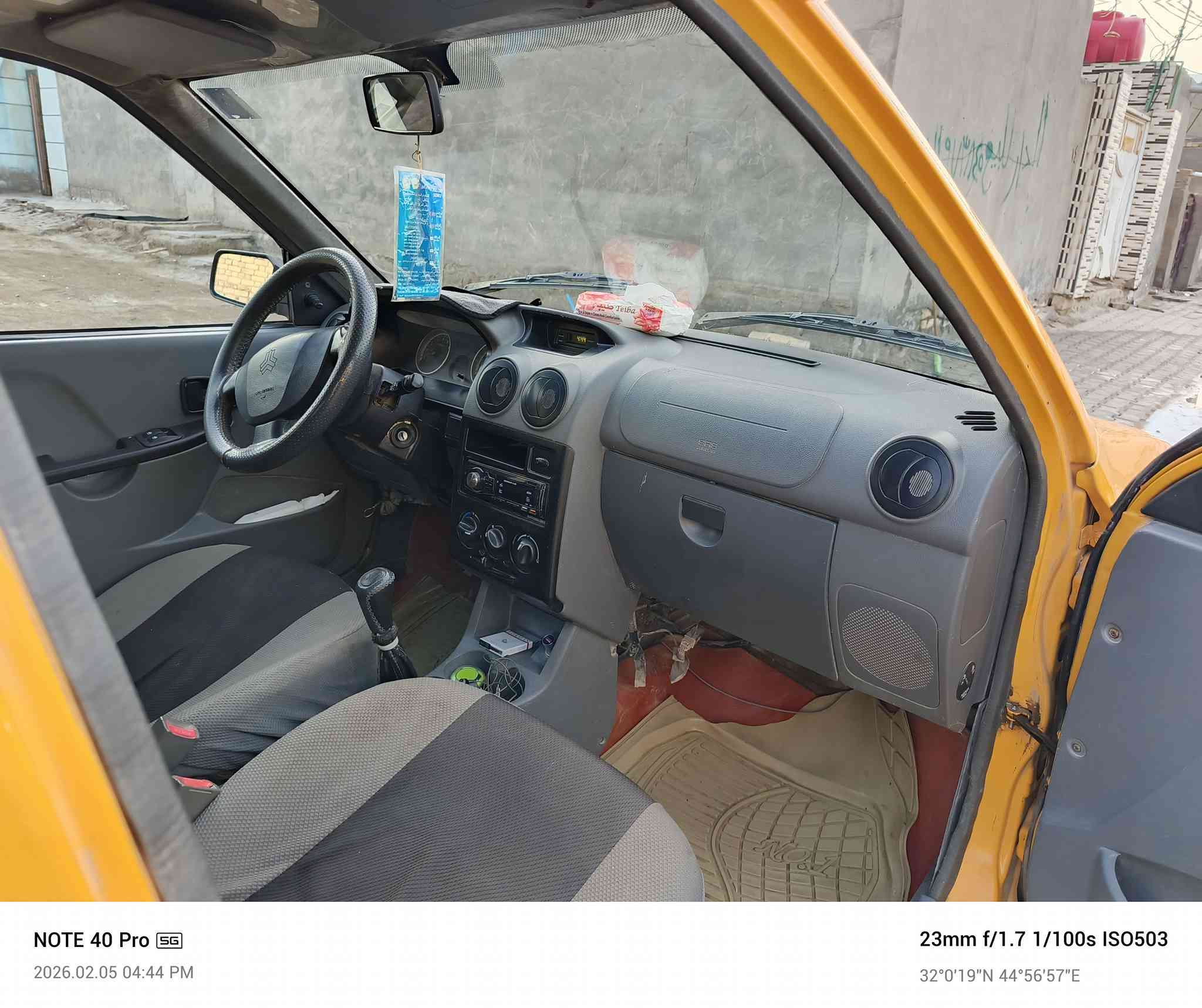 السلام عليكم سايبا للبيع موديل ٢٠١٨
سياره خير من الله محرك وكير وحداديه 
تدفئه وتبريد
السياره ستوه ملكطه خياساته 
بيه فقط باب الصدر وصبغ هلالات للجماليه 
السعر ٤٧ وبيه مجال حك الجيه 
مكان ديوانية مركز 
للاستفسار اكثر اتصل ***********
