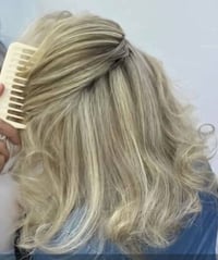 حبايب عروض ناريه وحصريه لاول مره عنا  صبغ جذور بس ١٠ قصير ٢٠  متوسط ٣٠...