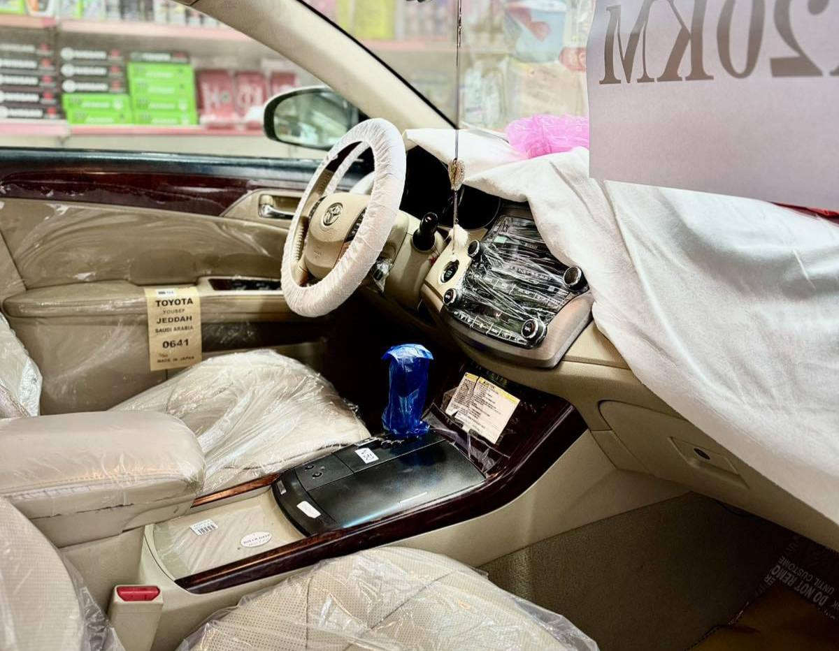 تۆیۆتا ئەڤەلۆن 2012 لیمتید خلیجی 
تەنها  120 هەزار کم ڕۆشتووە 
دەحمی بۆ دەحمی بی بۆیاخ بۆیاخی نیە 
ساردی پیەوە نیە هەموو گیانی بەشەرت شووختی پیەوە
 نیە لەسەر دەقەی شەریکە ماوەتەوە و هەلگیرەوە 
 کامل سیرڤسی شەریکەی توویتایی بۆ کراوە 
کووشینو. سوکان بیلادە بی دەسکاری 
 لەسەر دەقی شەریکە ماوتەوە
 سپیری نە هاتووتە خواری 
گیر. و. مەکینە بەشەرت چال و شووختی نیە
 هەموو گیانی بەشەرت 

سعر: لە کۆمێنت داوای بکە ڕاستەوخۆ بۆت دێت 🤖 

 چوار تایی. لۆکی لە ژیرە 
کامل سیرڤسی  شەریکەی بۆ کراوە بۆ کراوە 
وەک بیلد ماوەتەوە 
سپیری دانەبەزیوە 
سەنەوی فەحس و. هەزەی نویە 
شووین هەولیر

ژمارەی خاوەنەکەی
***********
وەتسئاپ
