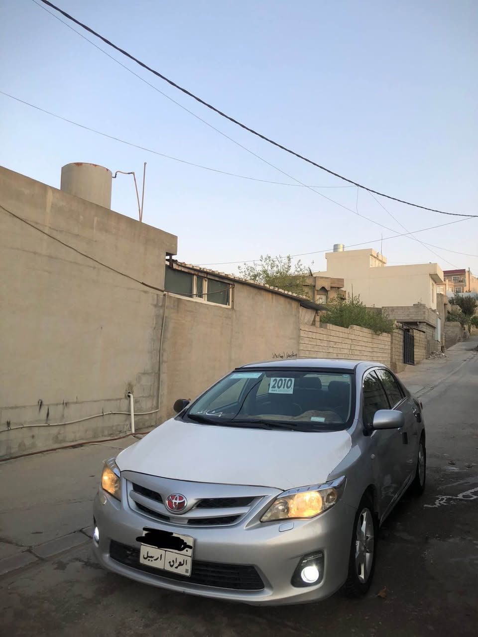 بیکاشۆ ٢٠١٠ سلفەر 
مەکینەگەورە گێرو مەکینەو تەبریتی بەشەرتە
جوارجام کارەبا شاشە ئایپاتە کامێرەیە  ABCە قوفل مەرکەزیە  لیدی بن پێیان
هەزەی نوێیە  غرامەی لەسەر نیە
رەقەم و سەنەوی ٢مانگە بەسە جوە  
سیارەکە بێ حەیبە کامل 
سیارەی مەحرەج نیە سیارەی مالەوەیە
توندوتۆلە یەک دینار مەسروفی تیدانیە
چوار تایەیی نوێی لەسەرە
عام سبۆخە 
سیارەکە پيش و پشتی کەپسە شەنصی و ناو عەوزی بەشەرتە  بەدەنەی پیشەوەش نیەتی
کن دبەی ئاویش نەیگرتوە 
ناو دینگەو توکمەکانی زۆر جوانە
برانەوە و بەناوکردن بەشەرتە
رەقەم تەلەفۆن ***********
وەتسئاپ و فایبەری لەسەرە
95$مەحامەلە أربيل, العراق
