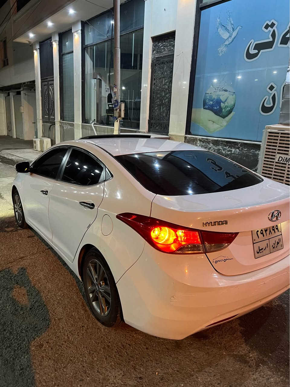 النترا مودیل ٢٠١٣ خلیجی ماکینە ١٦ نەکرایتەوە دوو پارجەو نیو سبوخ ٣ وەرقە غرامەی لەسەرە ١٠٤ وەرقە کەمیک مەجال 
*********** أربيل, العراق
