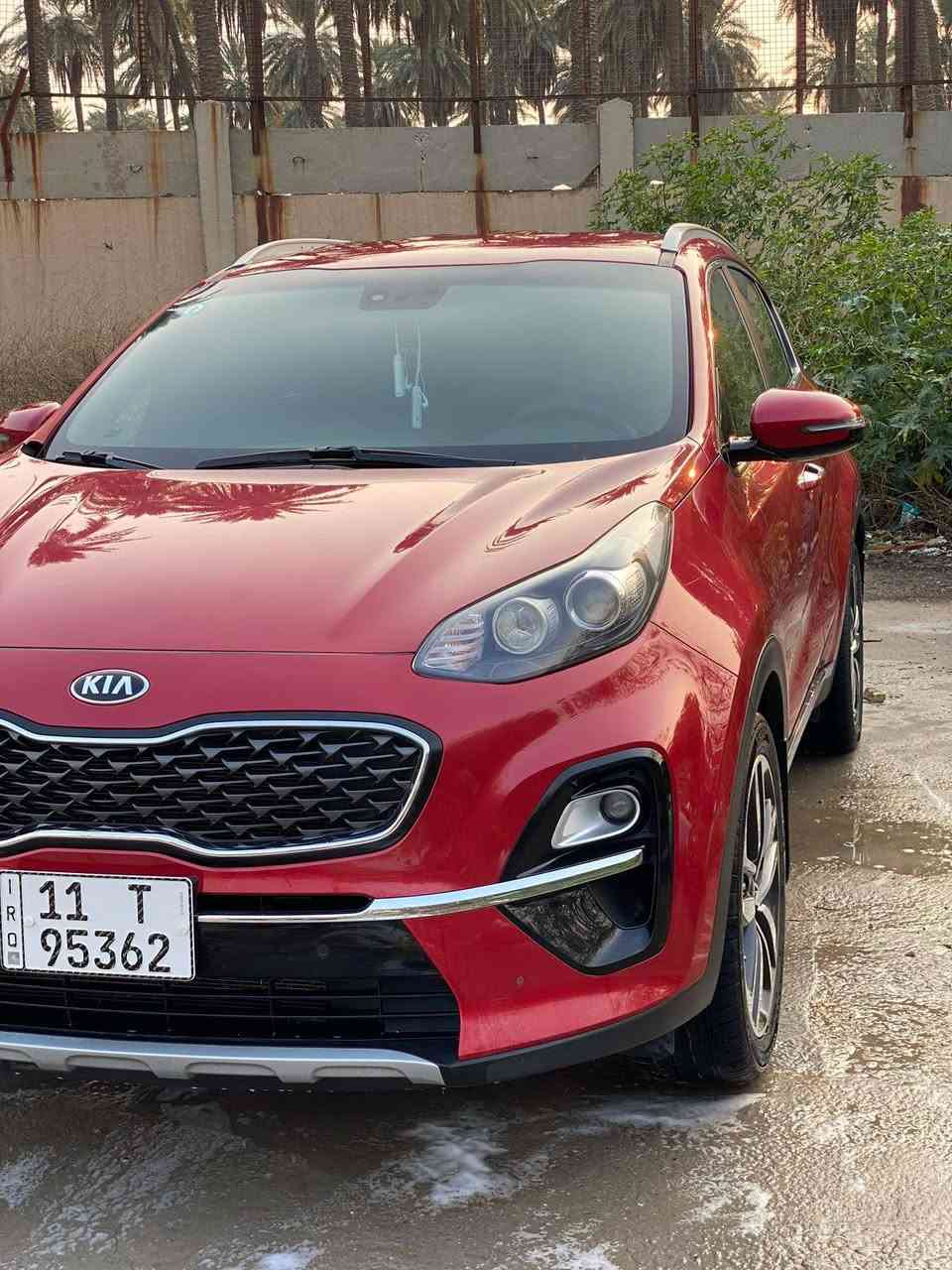 كيا سبورتج خليجي موديل2020

فول مواصفات بدون بانوراما

محرك ٢٠٠٠ دوش

رقم بغداد جديد باسمي تحويل ثاني يوم 

مكفولة عام من الصبغ والتبديل فقط بارد شي بسيط 

بانوراما.فتحه

بصمة دخول وتشغيل. بصمات ثنين بيه

مانع منحدرات.

شاشة كبيرة..

كشنات جلد بلادي و كهرباء.

داخل لونين

حساس امامي وخلفي.

خمسه ويل كب .

قطعتين تبريد بيانو.

كامرة خلفيه.

تحكم ستيرن.

شاشه قرائه الاعطال

 .3 انضمة قيادة  

ماشيه 120حقيقي شرط الجرس 
سيارة جاهزة من كل النواحي 

السعر. 195بيه مجال   

بغداد الدوره 

هاتف:***********
***********
