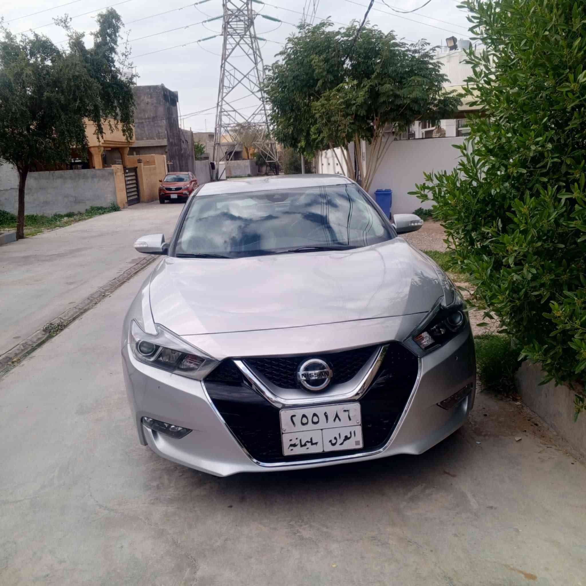 سلام عليكم اخوان
نيسان ماكزيما موديل 2017 رقم سليمانيه سنويه  رقم كله جديد  قبل يومين جدد السنويه كير مكينه مكفول سياره چافيه  عكس السايق مصبوغ عام تكم شواصي كله سليمه بدون دواخل السعر 83 بي مجال قليل عنوان ديالى خانقين  مكلف بالنشر هاذه رقم صاحبه اي استفسار اتصل  ‏‪***********‬‏
