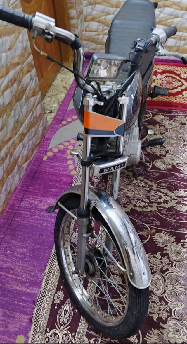 من رخصه الادمن دراجه 4كير كلك حلوه مكينه جديده برغي مامفتوح بيه رايده 400. تجي تفحص تشوفه لحد ماتقتنع لدراجات غاليه تره لمو شراي لايتعبني فدوه خاص مفتوح


**إذا كنت صاحب هذا الإعلان وتريد حذفه لأي سبب، رجاءا أرسل رسالة إلى الدعم الفني**