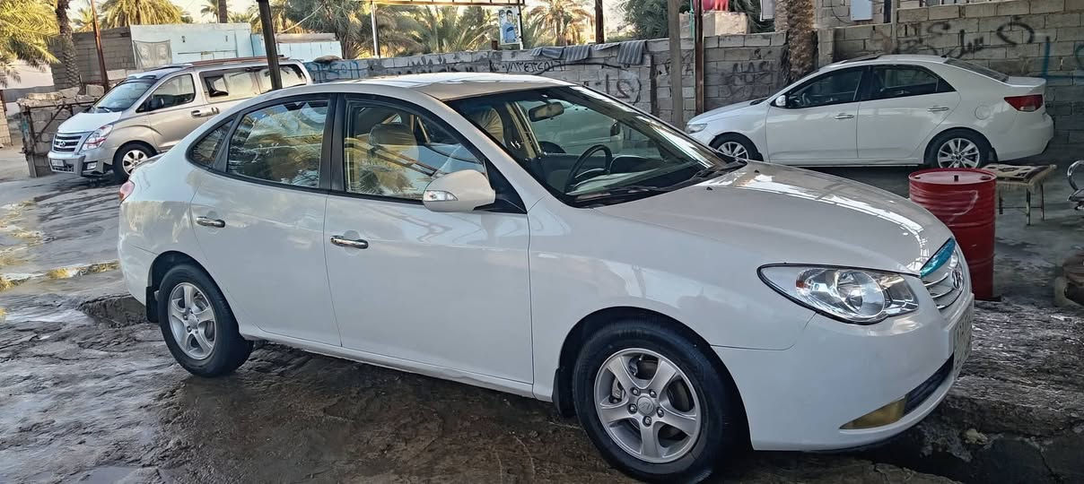 السلام عليكم للبيع الانتره 2011 محرك 1600 فول موصفات دكشن عالي فتحه اربع دكس اشاير مري حداديه تخم تاير مكينه تبريد تتفئه   خير من الله  سياره مكفوله كفاله عامه ماعده كارت ب بنيد سياره حلوه وجاهزه من كلشي  المكان النجف المشخاب اي ستفسار ***********
