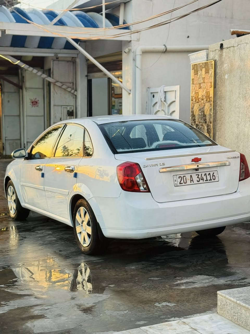 اعاده النشر بسبب الوعود الكاذبة
السلام عليكم اوبترا للبيع موديل 2012 بيها قطعتين صبغ و سونار موجود بالصور ما بيها شي نقص عدا تدفئه كلشي شغال
السعر 82 وبيها مجال حك الجية 
ديالى/بعقوبه
رقم الهاتف ***********
