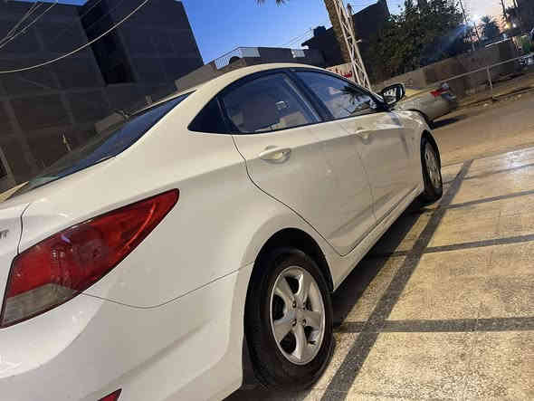 سلام عليكم اكسنت البيع 2013 
مال شركه العامه ماشيه 126بيهه صبغ الجاملغ اليمنه وبيهه أماكن بارد 
تحكم ستيرن أشاير بل مري رقم بغداد النكليزي السعر 102وبيهه مجال بسيط 
مكان السياره كراده رقم ***********
