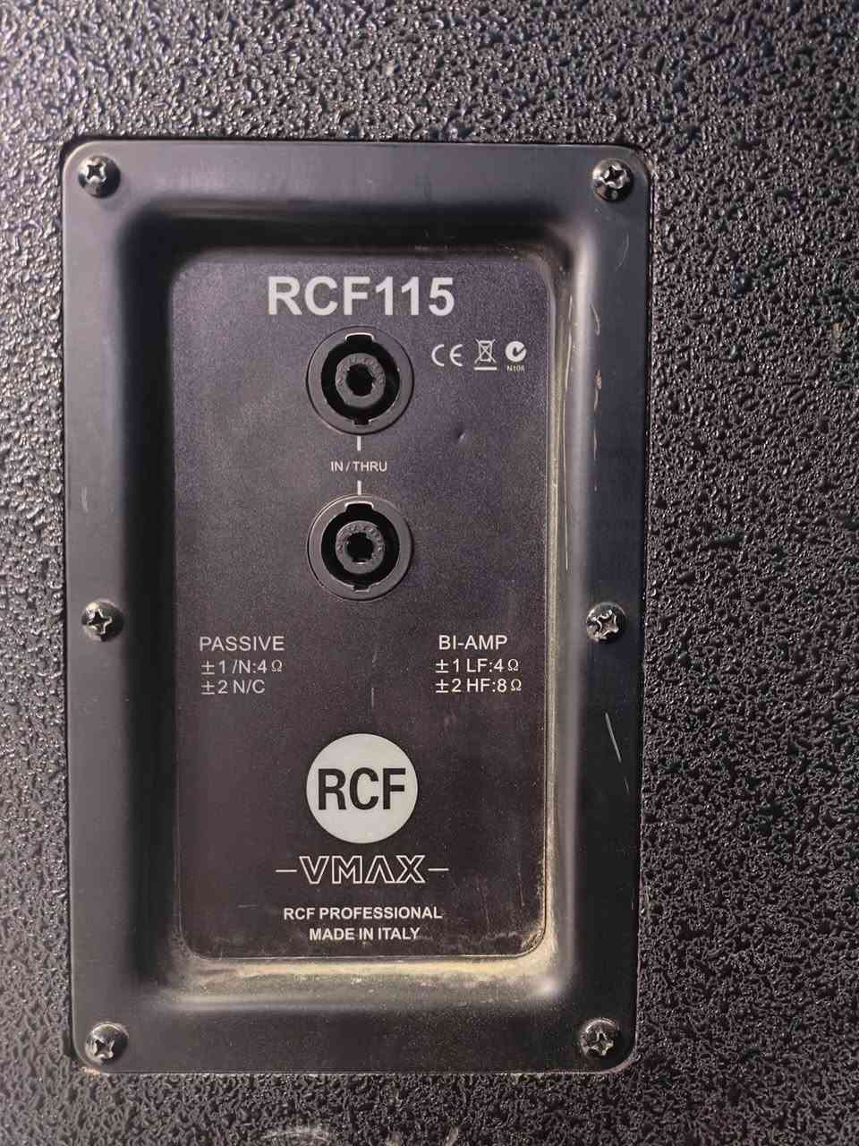 السلام عليكم
سماعات لبيع 
زوج.      rcf 
زوج       mj
زوجين ساوند كنك
انتصال على الرقم 
***********
