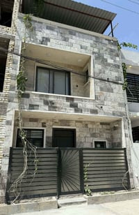 دار للبيع 50 متر الواجهه 5.5 النزال 9.13 بناء جديد البناء درجه اولى  ا...