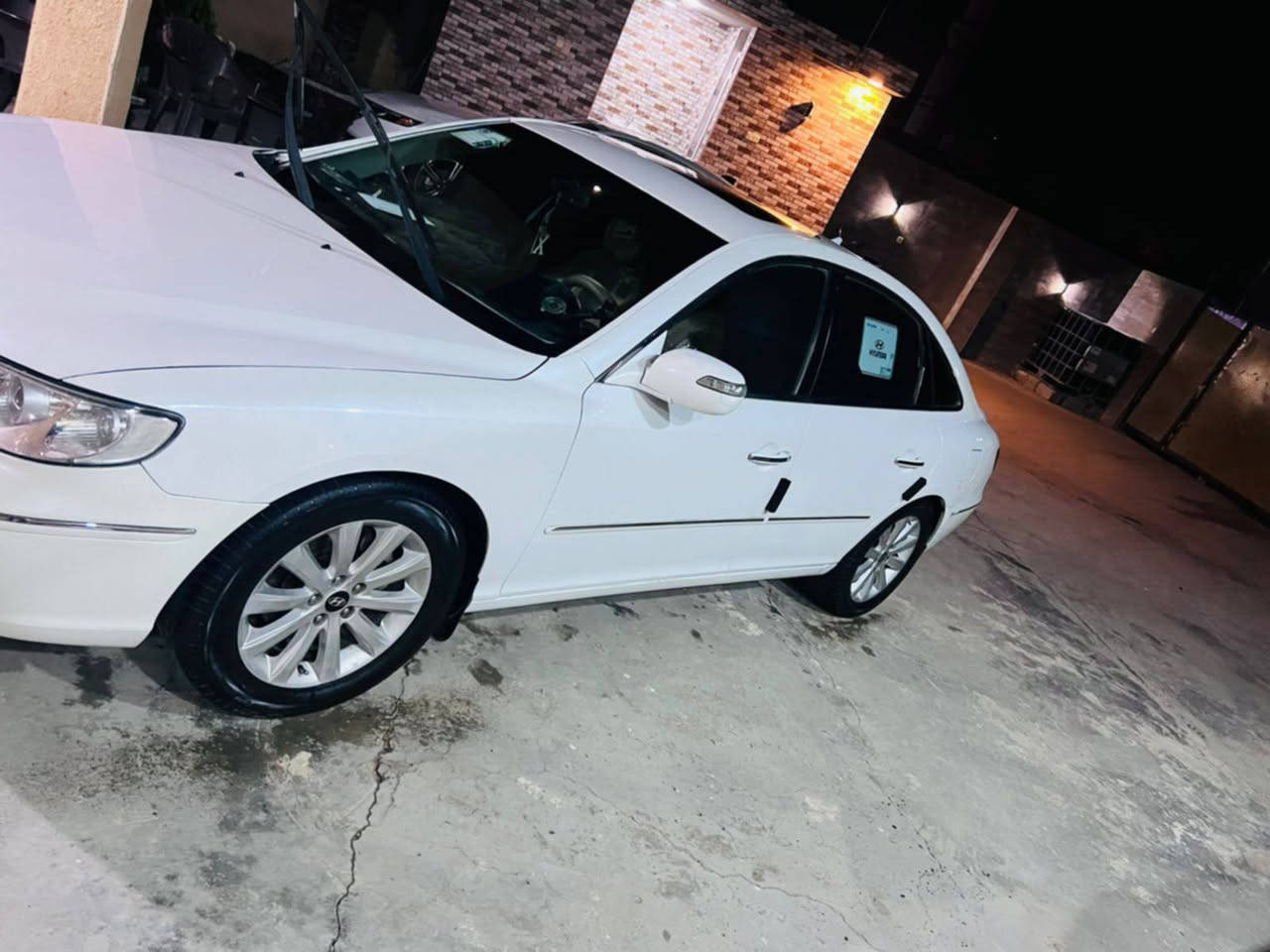 السلام عليكم ازيرا 2009 خليجي لمتدد فول واحد على واحد داخل صحراوي رقم بغداد تحويل مباشر بيه قطعتين والباقيه كفاله ماشيه 190 السياره جديده السعر 110 وبيه مجال بسيط العنوان الفلوجة للاستفسار الاتصال على الرقم مكلف بالنشر 
‏‪***********‬‏
بيع او مراوس
