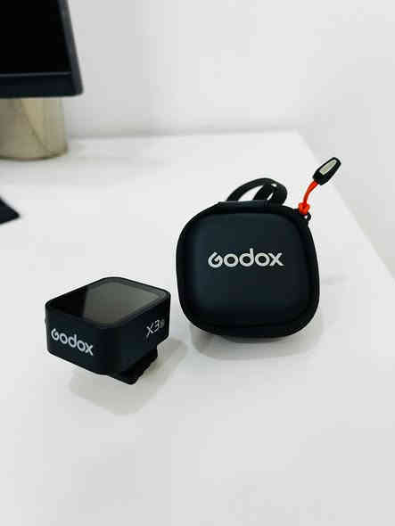 اضاءة  وياها التريكر للبيع 
مكاني البصرة كسر كارتون بعدها  مستخدمها جلسة وحده فقط كامل ملحقاتها وكارتون موجود استفسار 
***********
