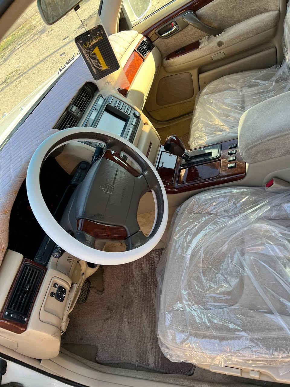 سلام عليكم ملكه لبيع وينه اليدور جديد فقط كصه قماره
فول واحد على واحد عده الفتحا
رقم بصره تحويل ثاني يوم قرار48
سياره 4دكم دبل شاشه برده كهربائي
ثلاجه كشنات كهربائي
ستيرن كهربائي كروز
تبريد خلفي وامامي ثلج
ويل نجمه نفطي اصلي 
تخم تاير جديد حداده خير من الله
سياره كلش جديده مامتعوبه 
مال جناي ماتصرف عليها ربع
عنون بصره السعر 130بيها مجال رقمي ***********
