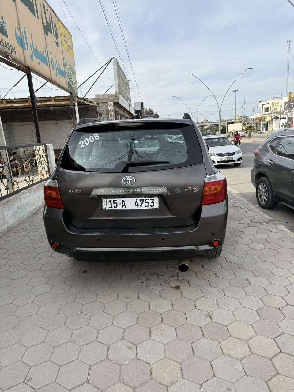 سلام عليكم هلندر موديل ٢٠٠٨للبيع السعر ١٢٠مال بيع يرهم مراوس حسب القناعة الاستفسار على رقم***********
