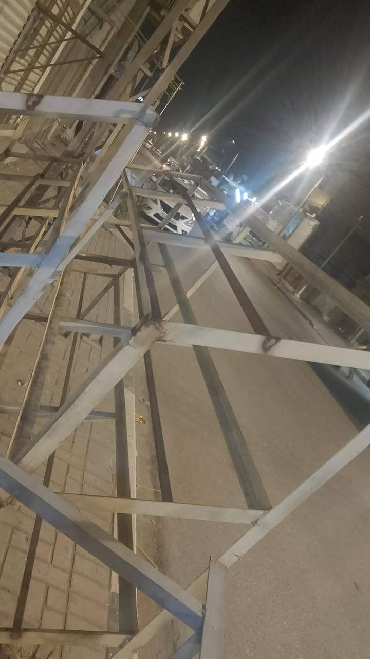 رفوف حديد ثقيل ثلاث طوابق قطعتين بطول ٣ متر تقريبا مع سطحه متر في متر ونص


**إذا كنت صاحب هذا الإعلان وتريد حذفه لأي سبب، رجاءا أرسل رسالة إلى الدعم الفني**