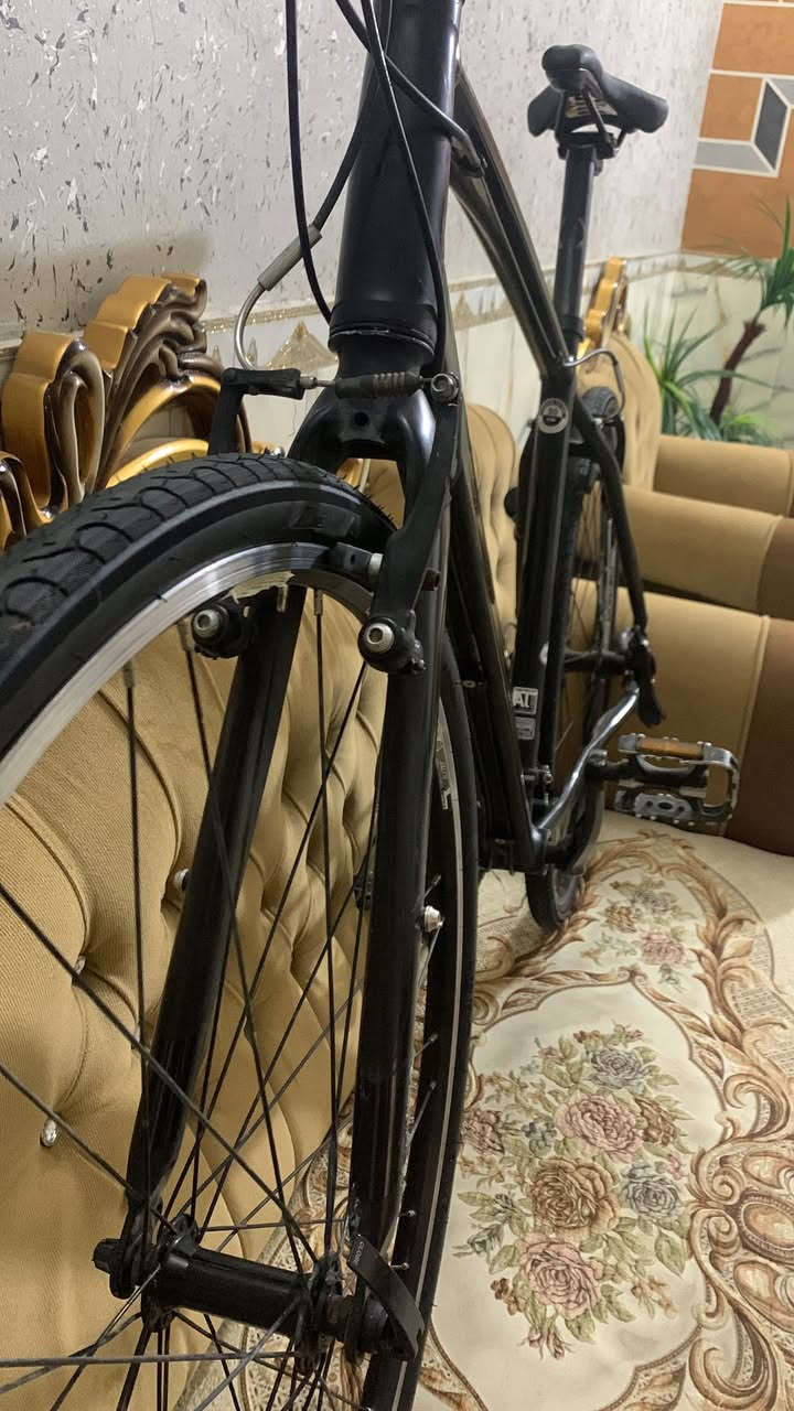 صديقي اذا مو شراي لاتحجز 

ميردا فول  نظافه 

حجم الويل ٢٨ 

حجم الفريم ٥٠ 

فول الالمنيوم بلادي 

قطعة خفيفة 

وسلس بالقيادة 

مكاني بغداد قرب فلكة حي النصر 

***********
